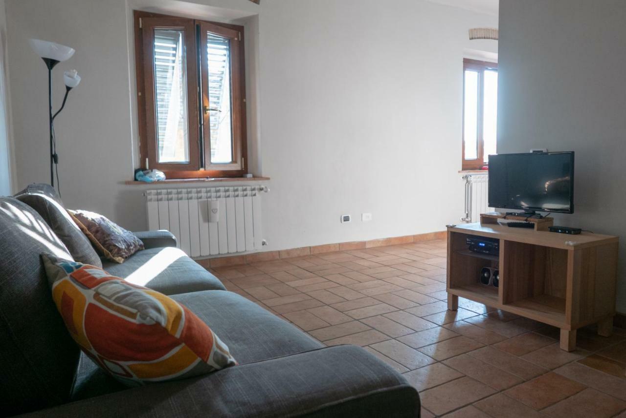 La Casa Di Paolo Sulla Via Francigena Lejlighed Castelnuovo D'elsa Eksteriør billede